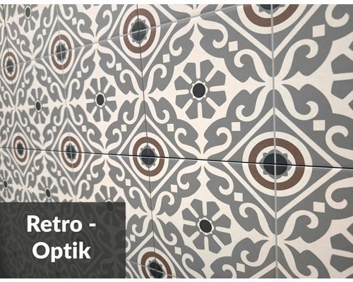 Fliesenwand im Retro Design