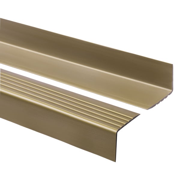 Winkelprofil in Bronze-Optik, glatte und geriffelte Ausführung für Treppenkanten und Eckenschutz.
