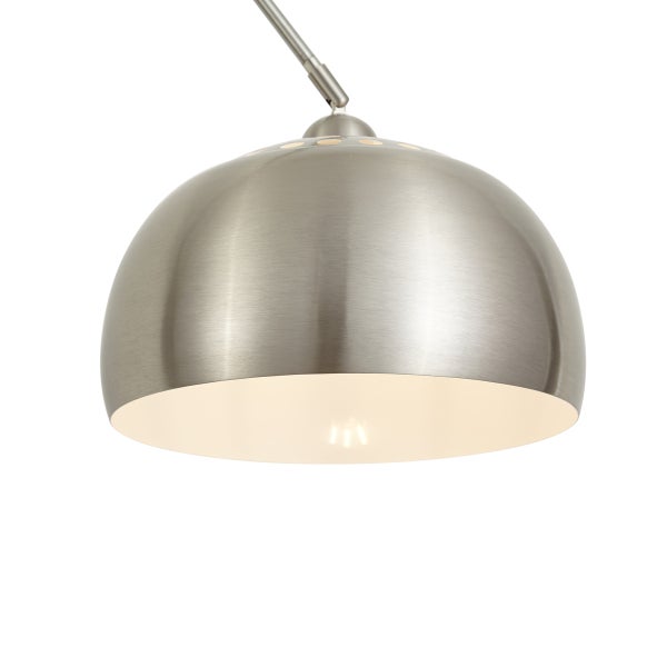 Hängelampe mit halbkugelförmigem Lampenschirm
