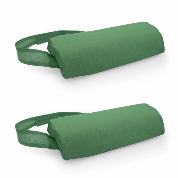 Zwei grüne Kopfpolster für Gartenmöbel mit verstellbarem Befestigungsband.