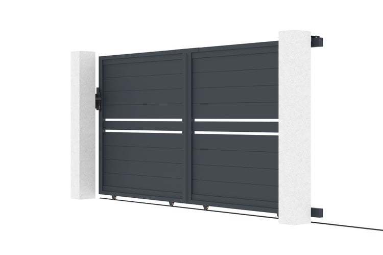 Schiebetor aus Aluminium zwischen zwei Pfeilern