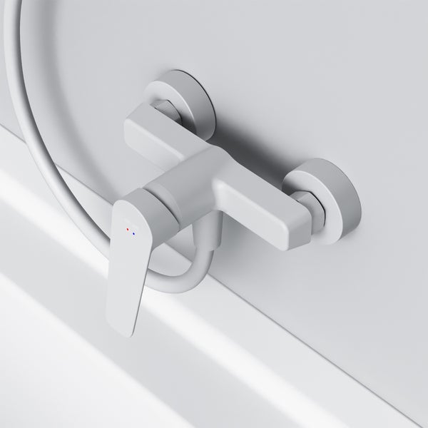 Matte schwarze Brausethermostat-Armatur mit Temperaturregelung bei 38 Grad und Eco-Funktion, Wandmontage, AM.PM Logo.