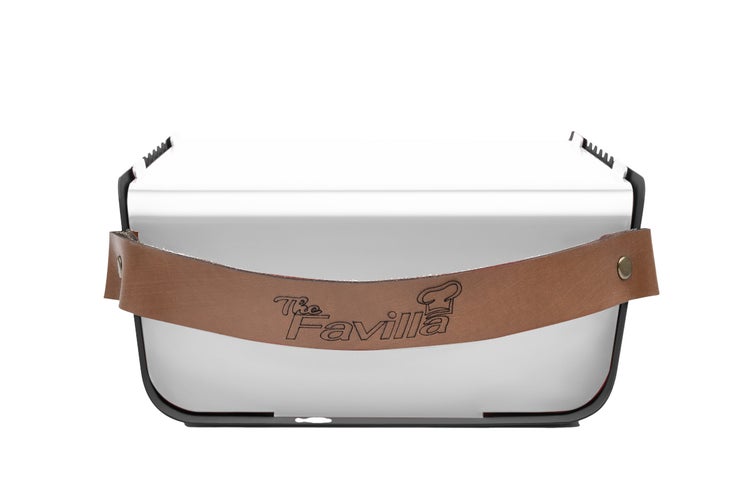 The Favilla FUMO mobiler Holzkohlegrill (48x25x11 cm) in Weiß – 2-in-1 Grill mit Edelstahlrost & Spießhalterung – Inkl. Tragetasche für Camping