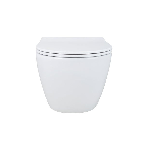 Wand-WC aus Keramik mit passendem WC-Sitz.