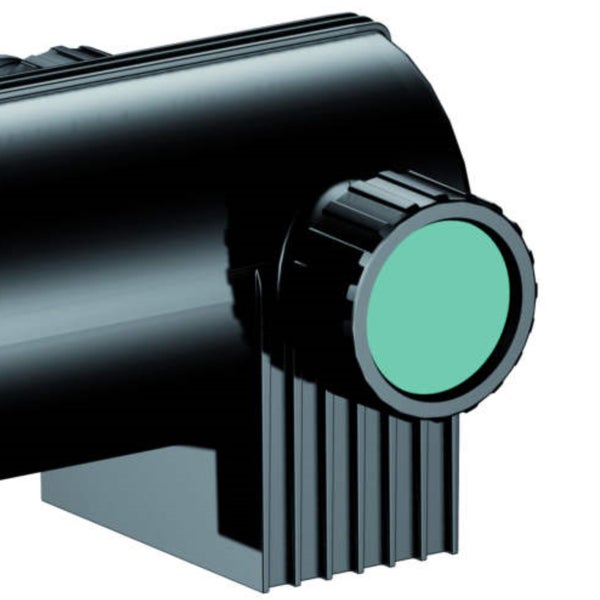 Detailansicht eines schwarzen Ultraviolett-C-Klärgeräts aus Kunststoff mit grünem Funktionskontrollfenster und geriffelter Gehäusestruktur.