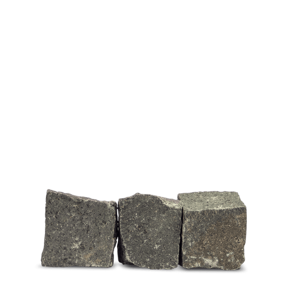 galamio Big Bag mit Basalt-Pflastersteinen auf einer Holzpalette.