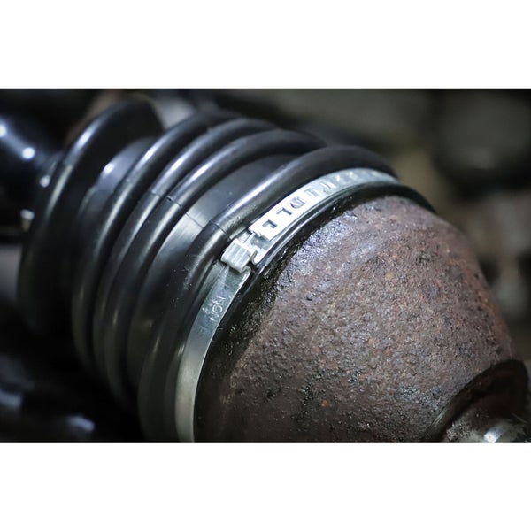 Achsmanschette mit Metallschelle