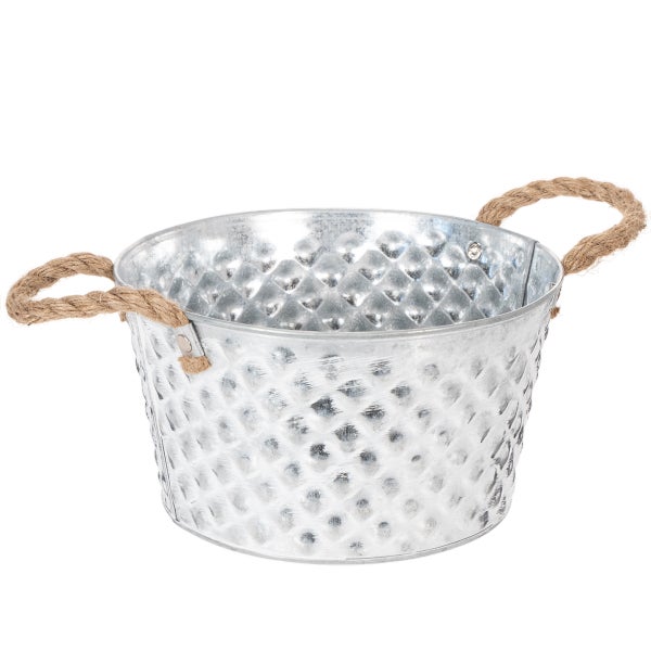 Runder Pflanztopf aus verzinktem Metall mit geprägtem Muster und zwei Seilgriffen.