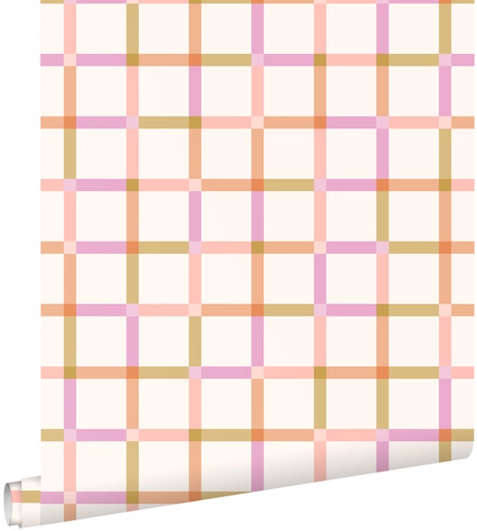 Vliestapete mit Karomuster und grafischem Gitterdesign.