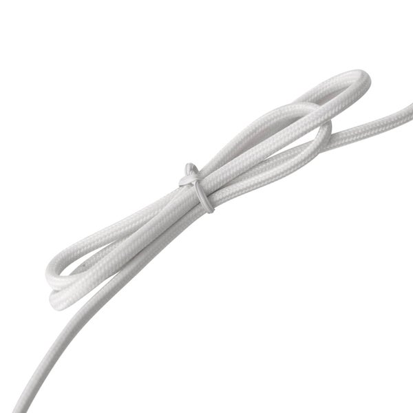 Weißes Textilkabel, gebündelt mit einem Kabelbinder, für Lampen und Elektroinstallationen.