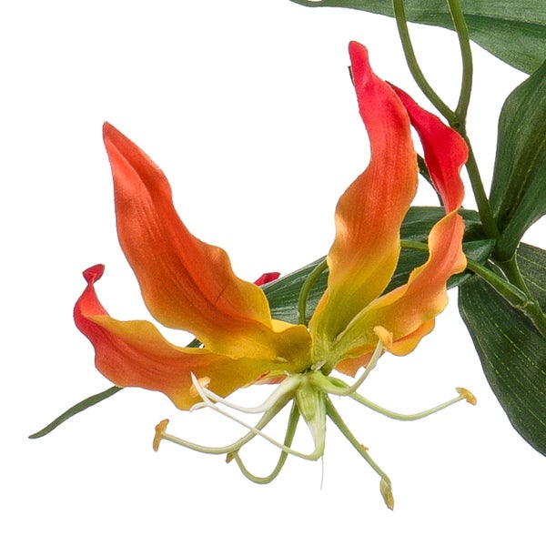Künstliche Blume mit rot-gelber Blüte, grünen Blättern und Knospe
