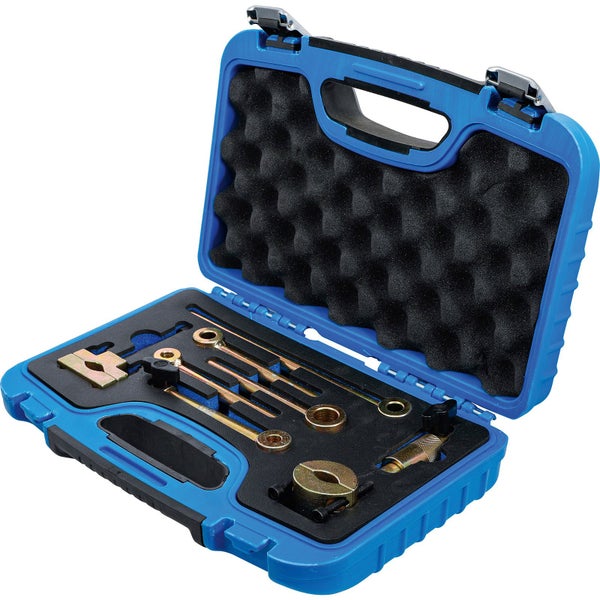 Werkzeugsatz im blauen Tragekoffer mit Schaumstoffeinlage