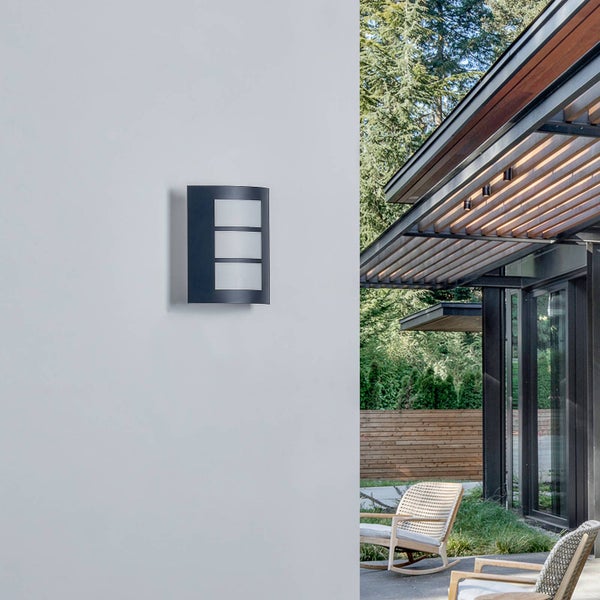 Lindby Vimal (spritzwassergeschützt (Modern) in Schwarz aus Aluminium (1 flammig, E27)