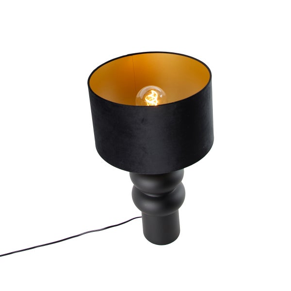 Dekorative Tischleuchte mit Lampenschirm und Leuchtmittel