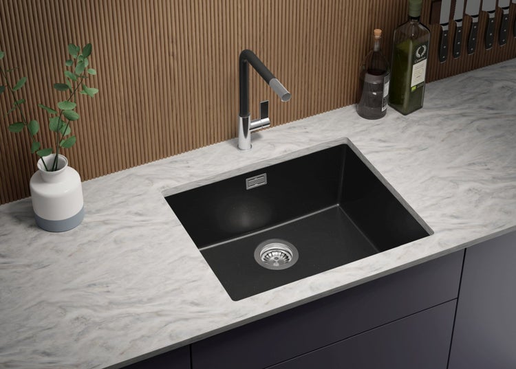 PRIMAGRAN Unterbauspüle Granit Schwarz Metallic 56x47cm, Spülbecken 1 Becken + Küchenarmatur 40x20cm + Ablauf-Set, Granitspüle ab 60er Unterschrank - London