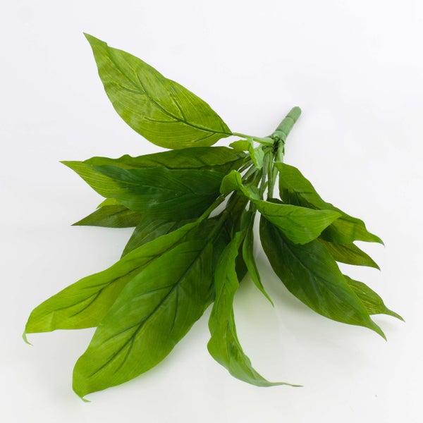Künstlicher Blattzweig mit großen grünen Blättern aus Kunststoff zur Dekoration.