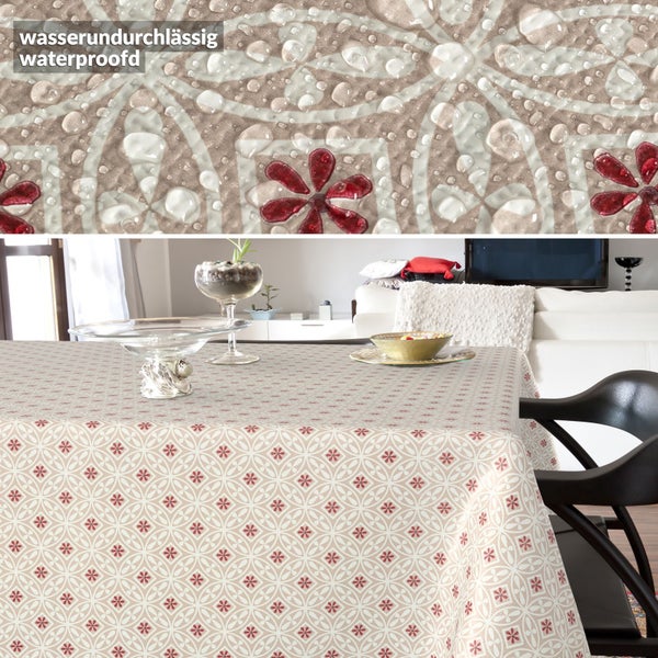 Tischdekoration mit wasserdichter Tischdecke mit Blumenmuster