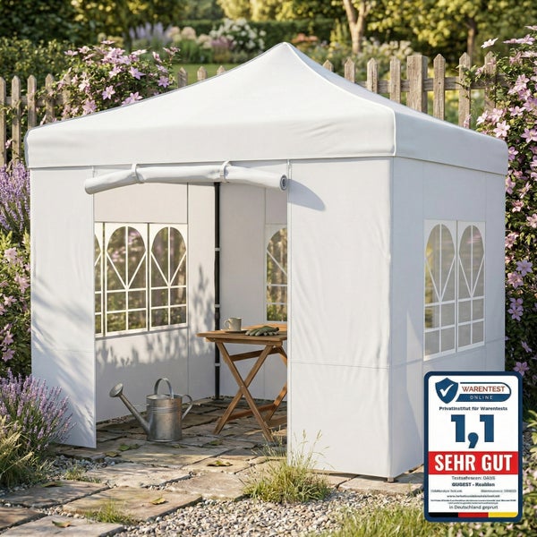 Weißer Gartenpavillon mit großen Fenstern 100 mal 200 Zentimeter, drei Fenster an den Seitenwänden, auf einer Rasenfläche.