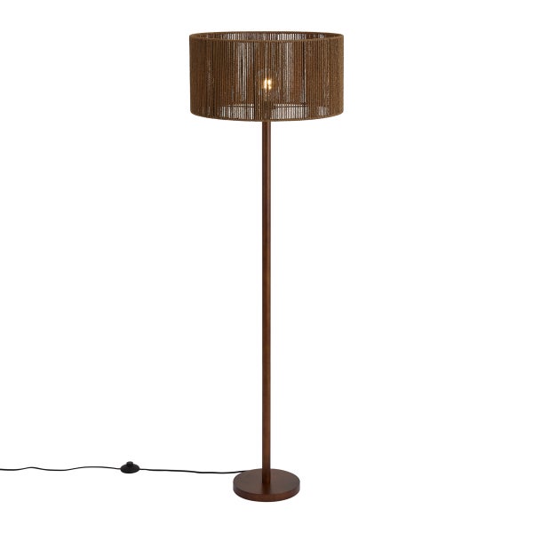 Stehlampe mit Holzständer und rundem Lampenschirm aus braunem Seil, inklusive Fußschalter.