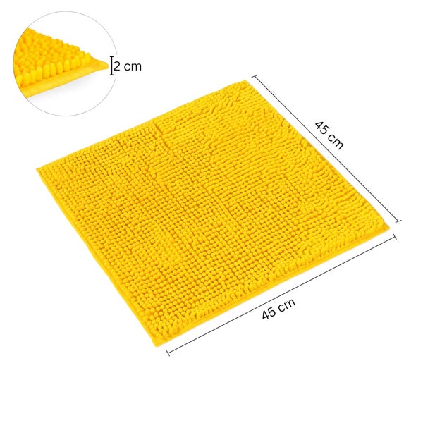 Gelbe quadratische Badematte aus Chenille, Abmessungen 45 mal 45 Zentimeter, Höhe 2 Zentimeter.