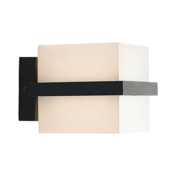 Würfelförmige Wandleuchte aus schwarzem Metall mit weißem Glasdiffusor.