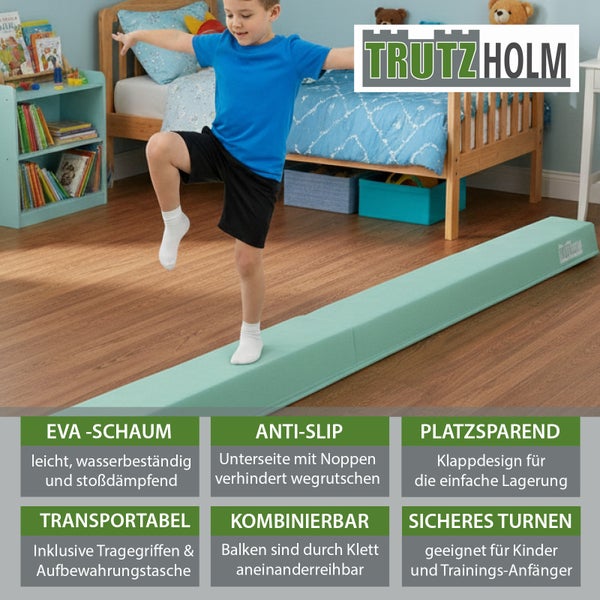 Gepolsterter Schreibtischstuhl mit Knopfheftung, goldenem Fußkreuz und Rollen in einem hellen, organisierten Arbeitszimmer mit weißem Schreibtisch.