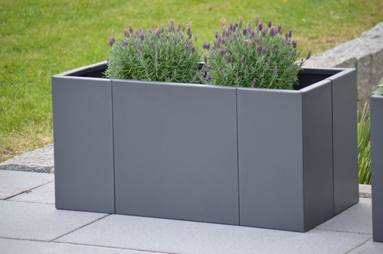 Pflanzkübel ELEO Vernazza 40 x 120 x 40 cm Metall anthrazit - pulverbeschichtet schwarz