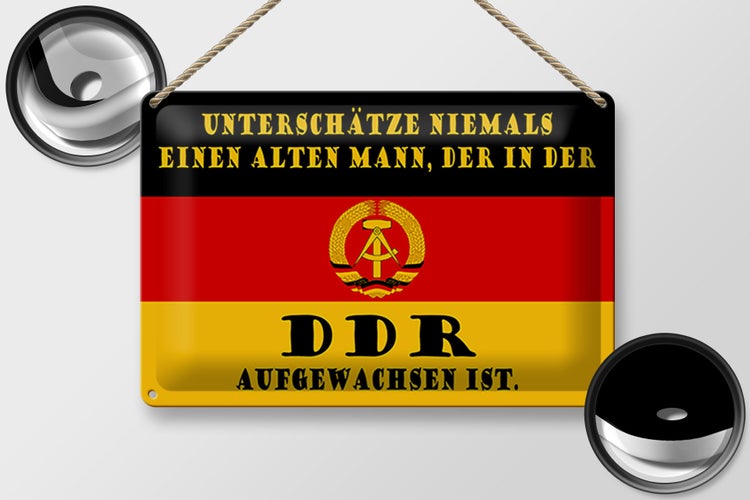 Blechschild Spruch 30x20cm alter Mann DDR aufgewachsen