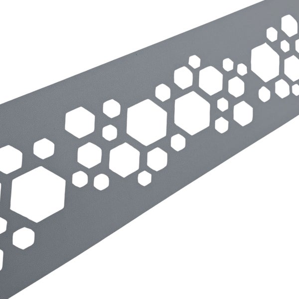 Metallzaunblende mit dekorativen Aussparungen
