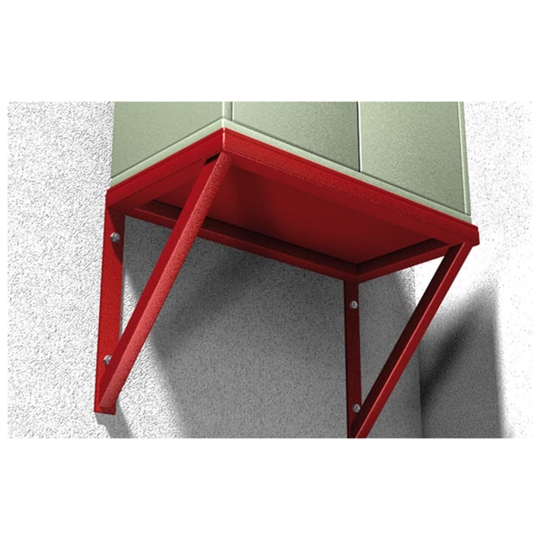 Rotes Wandregal mit Regalbrett an einer Wand befestigt