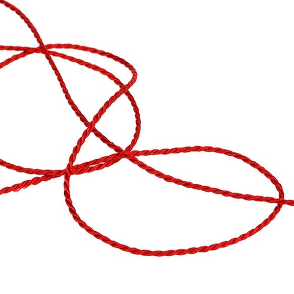 Rotes Zierband auf weißem Grund