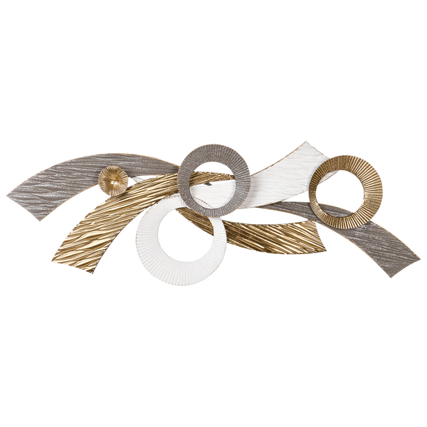 Abstrakte Wanddekoration aus Metall mit ineinandergreifenden Ringen und strukturierten, geschwungenen Bändern.