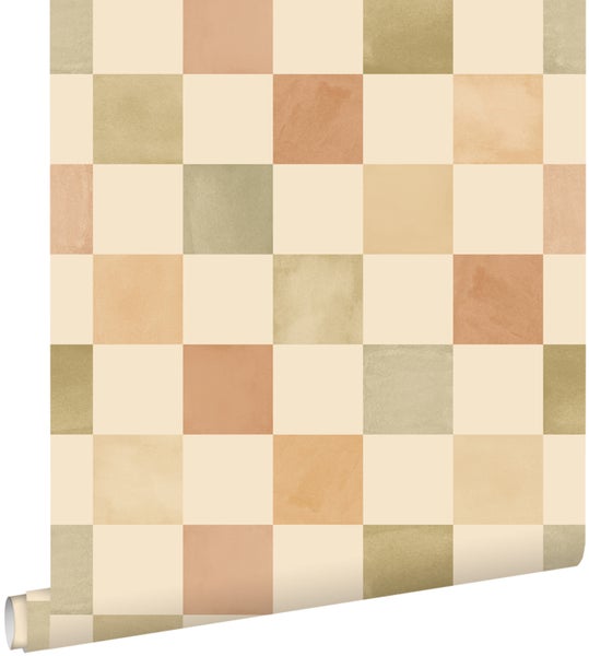 Tapetenrolle mit einem Schachbrettmuster
