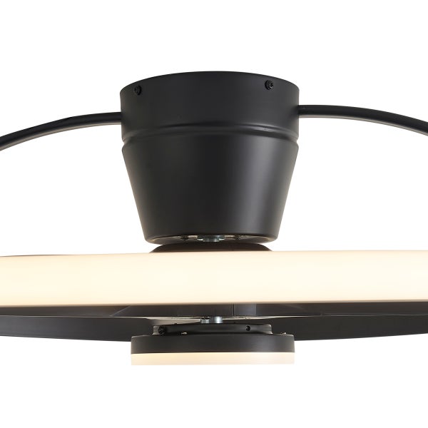 Deckenventilator mit integrierter LED Beleuchtung und modernen Design Elementen