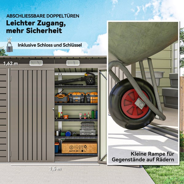 Metall-Gerätehaus mit abschließbaren Doppeltüren inklusive Schloss, Regalen und flacher Rampe. Maße: 1,5 Meter breit und 1,62 Meter hoch.