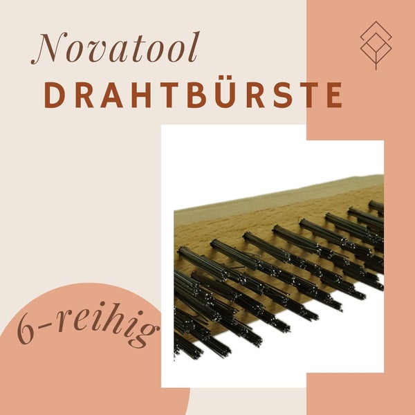 Novatool Drahtbürste mit Holzgriff und sechsreihigen Borsten aus Stahl.