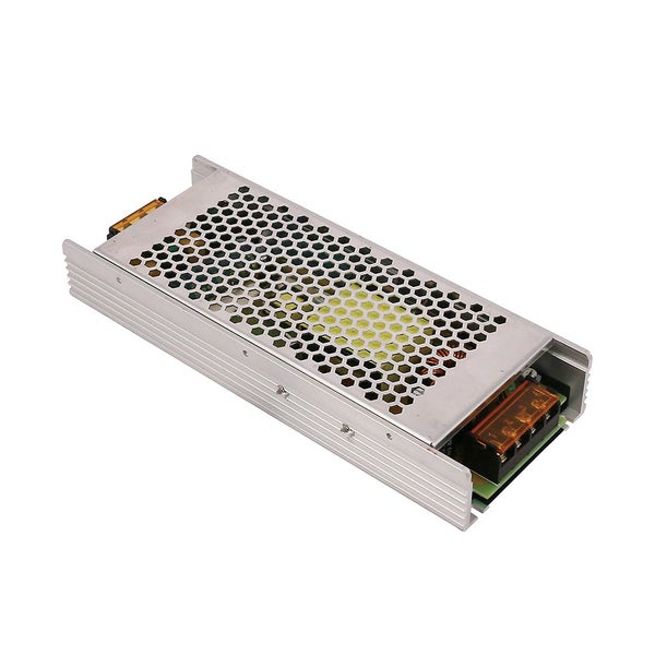 LED-Netzteil aus Metall mit gelochter Abdeckung und Anschlussklemmen.