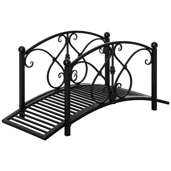Schwarze Gartenbrücke aus Metall mit verzierten Geländern und Pfosten mit Kugelköpfen.