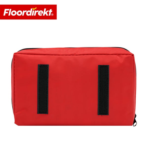 Floordirekt Logo. Rote Erste-Hilfe-Tasche mit zwei schwarzen Befestigungsschlaufen auf der Rückseite.
