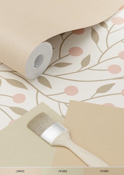 Tapetenmuster mit Blätterdesign, Farbfelder und ein Pinsel