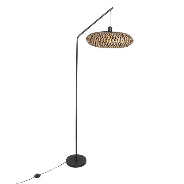 Stehleuchte mit Lampenschirm aus Rattan und Metallfuß