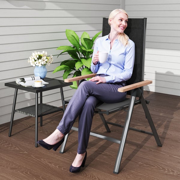 Outsunny Gartenstuhl aus Stahl Klappstuhl mit Armlehnen klappbar Balkonstuhl Campingstuhl 120kg Belastbarkeit Hochlehner Terrassenstuhl für Garten, Balkon, 60 x 73 x 108cm Schwarz