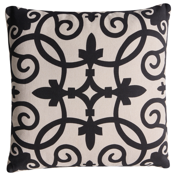 Quadratisches Dekokissen mit schwarzem Ornament-Muster und Lilien-Motiven auf hellem Grund.