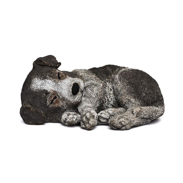 Dekorative Gartenfigur eines schlafenden Hundes aus witterungsbeständigem Material für den Außenbereich
