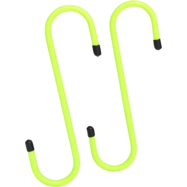 Zwei S-Haken aus Metall