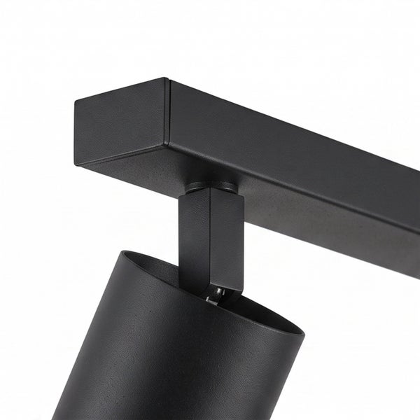 Deckenstrahler Spot in schlichtem Design zur Montage an Decken
