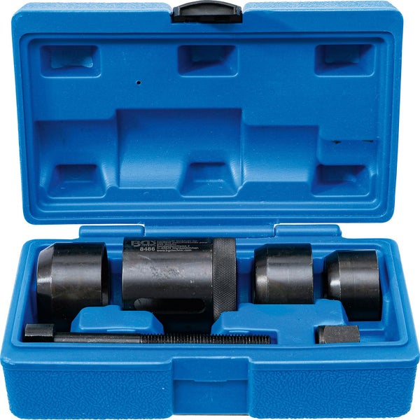 Werkzeugsatz zur Demontage von Lagern in einem blauen Koffer