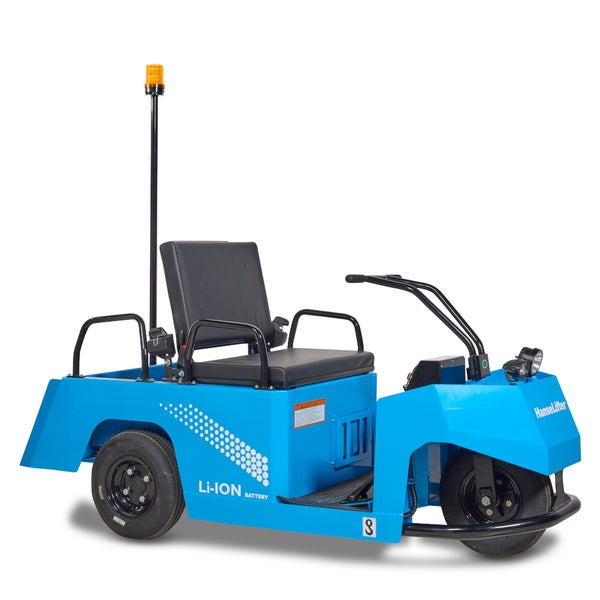 Blauer HanseLifter Elektro-Schlepper mit Lithium-Ionen-Batterie, drei Rädern, gepolstertem Sitz und hoher Warnleuchte.