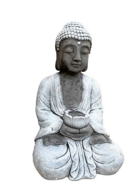 Sitzende Buddha-Statue aus Stein in meditierender Haltung mit einer Lotus-Schale in den Händen.