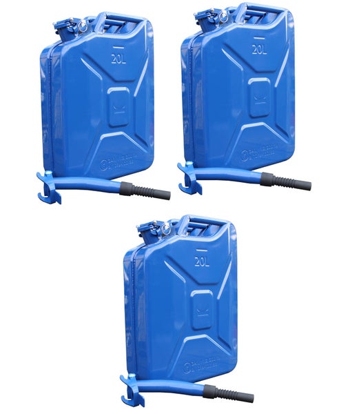 Drei Metall Kraftstoffkanister mit jeweils 20 Liter Fassungsvermögen und Ausgießer für den sicheren Transport von Flüssigkeiten.